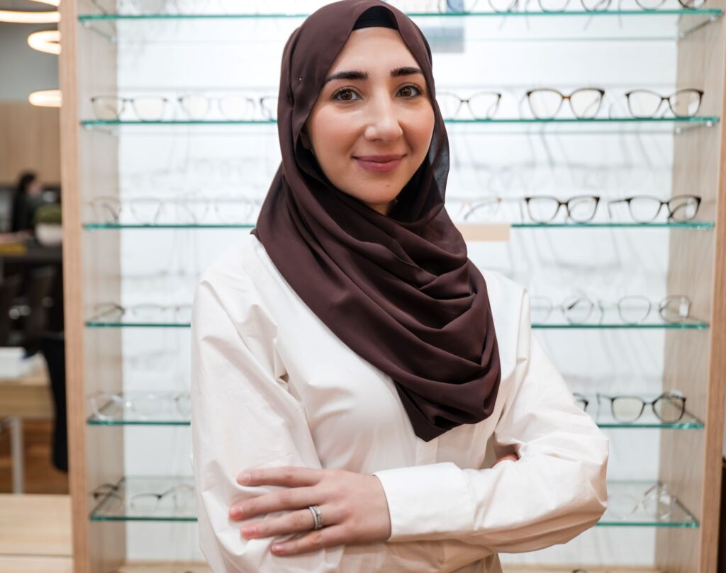 Optometrists Dr Dilek Aktepe